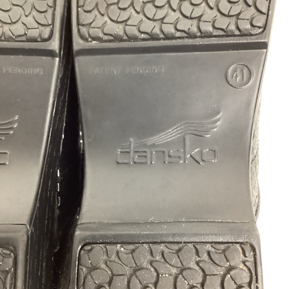 Dansko Professional Tooled Leather Clogs Black - Picture 10 of 12